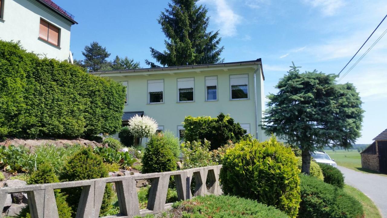 Ferienwohnung "Am Weinberg" Bad Schmiedeberg Eksteriør bilde