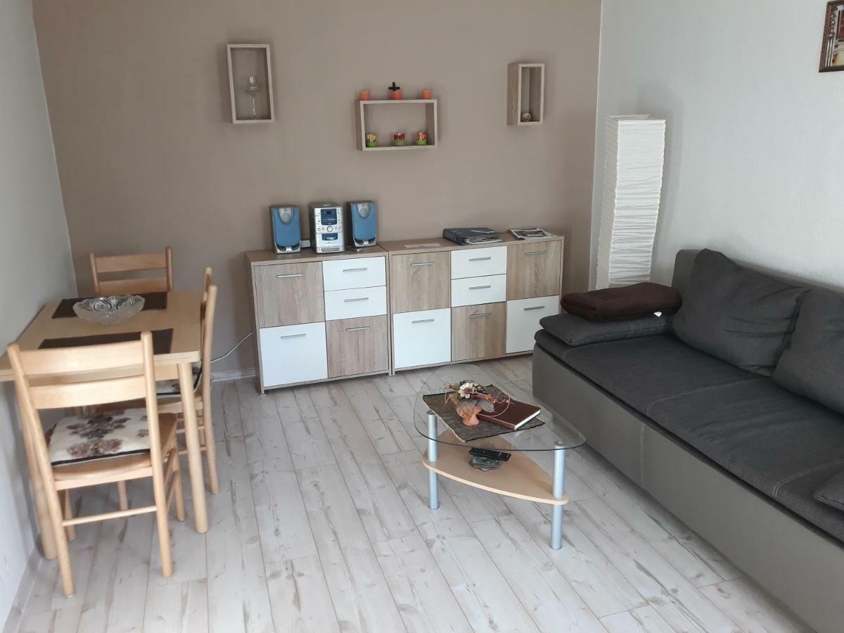 Ferienwohnung "Am Weinberg" Bad Schmiedeberg Eksteriør bilde